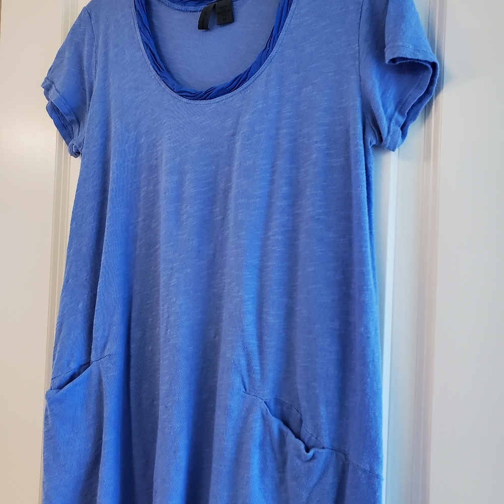 Anthropologie Left of Center M tunic tee